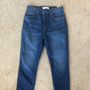 28P Madewell Curvy High Rise Skinny Jeans